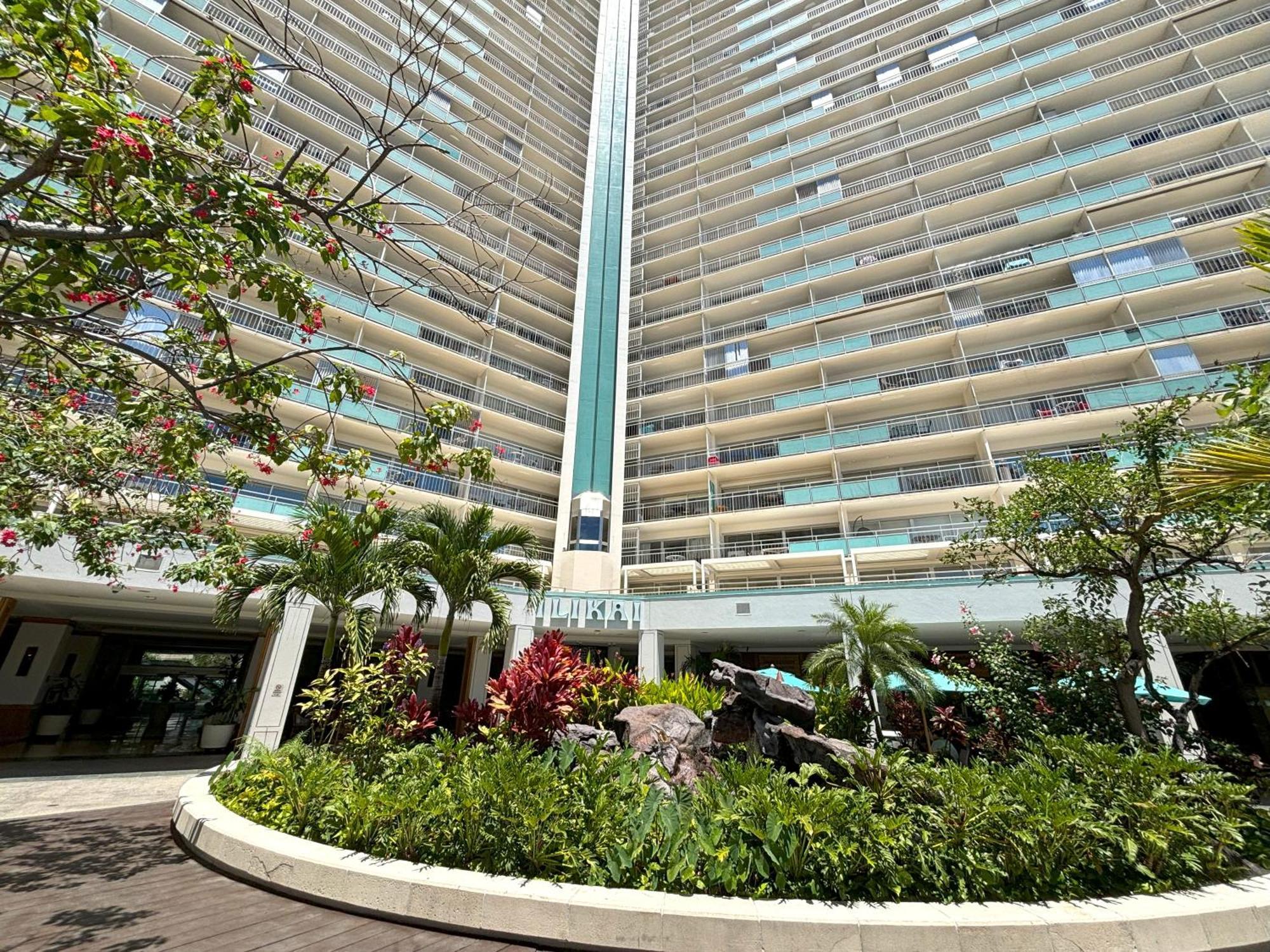 Ilikai Apt 302 - Spacious Studio With Stunning Ocean & Harbor Views Honolulu Exterior foto